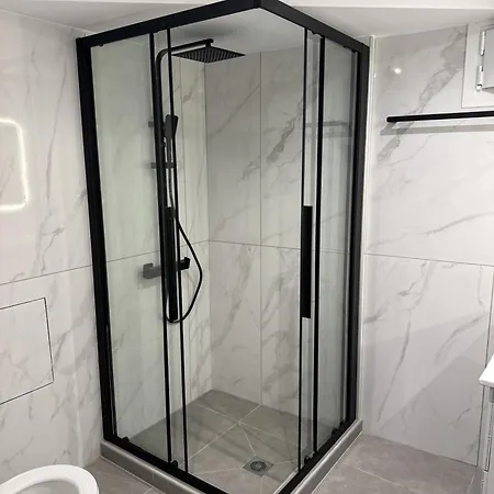 Al Mare Stav Kouvéla